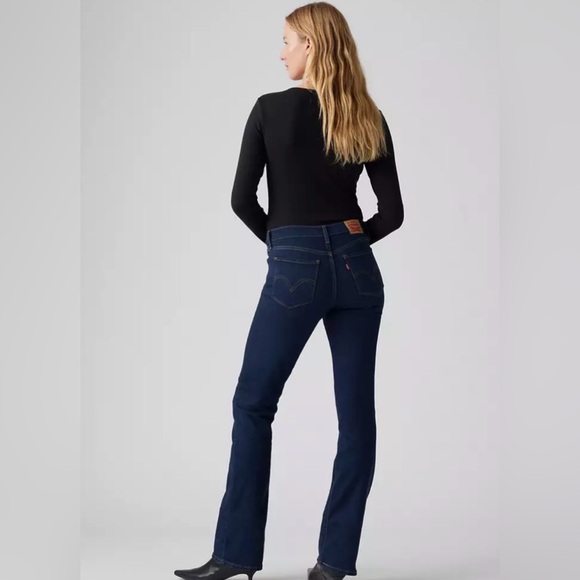 Levi’s Classic Bootcut Jeans Mid Rise Dark Wash Size 2 Short (26) - Picture 3 of 9